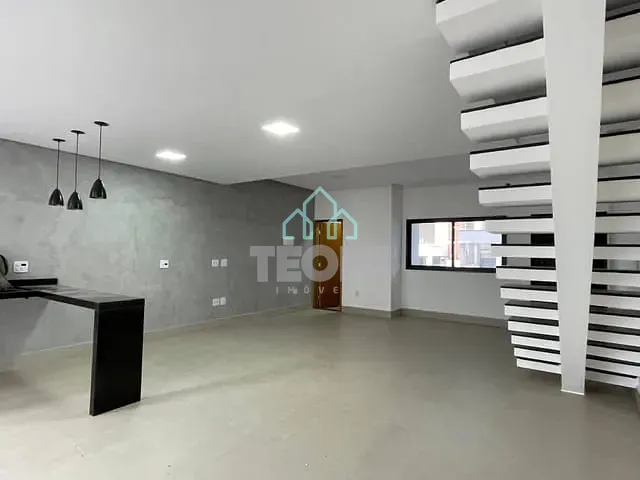 Sobrado com 150m² 3 quartos e 2 banheiros, à venda, no bairro Morada dos Nobres em Taubaté
