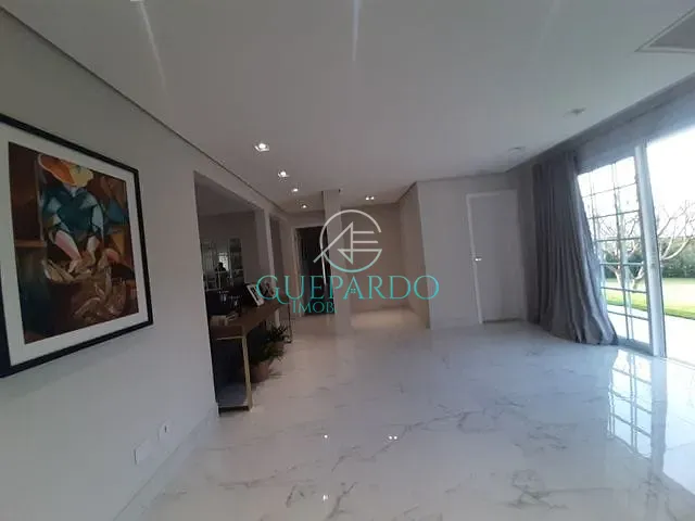 Sobrado com 2601m² 5 quartos e 8 banheiros, à venda, no bairro Recanto do Salto em Londrina