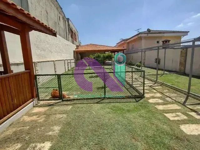Sobrado com 500m² 3 quartos e 3 banheiros, à venda, no bairro Quitaúna em Osasco