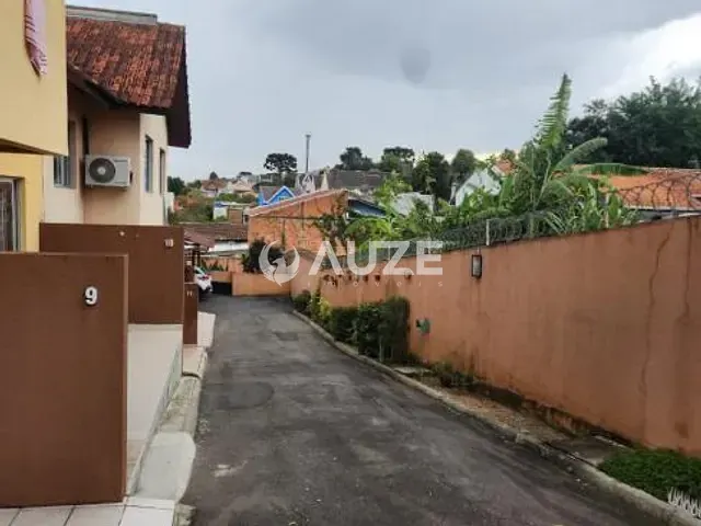 Sobrado com 75m² 3 quartos e 2 banheiros, à venda, no bairro Bairro Alto em Curitiba