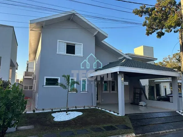 Sobrado com 275m² 4 quartos e 3 banheiros, à venda ou para alugar, no bairro Flor do Vale em Tremembé