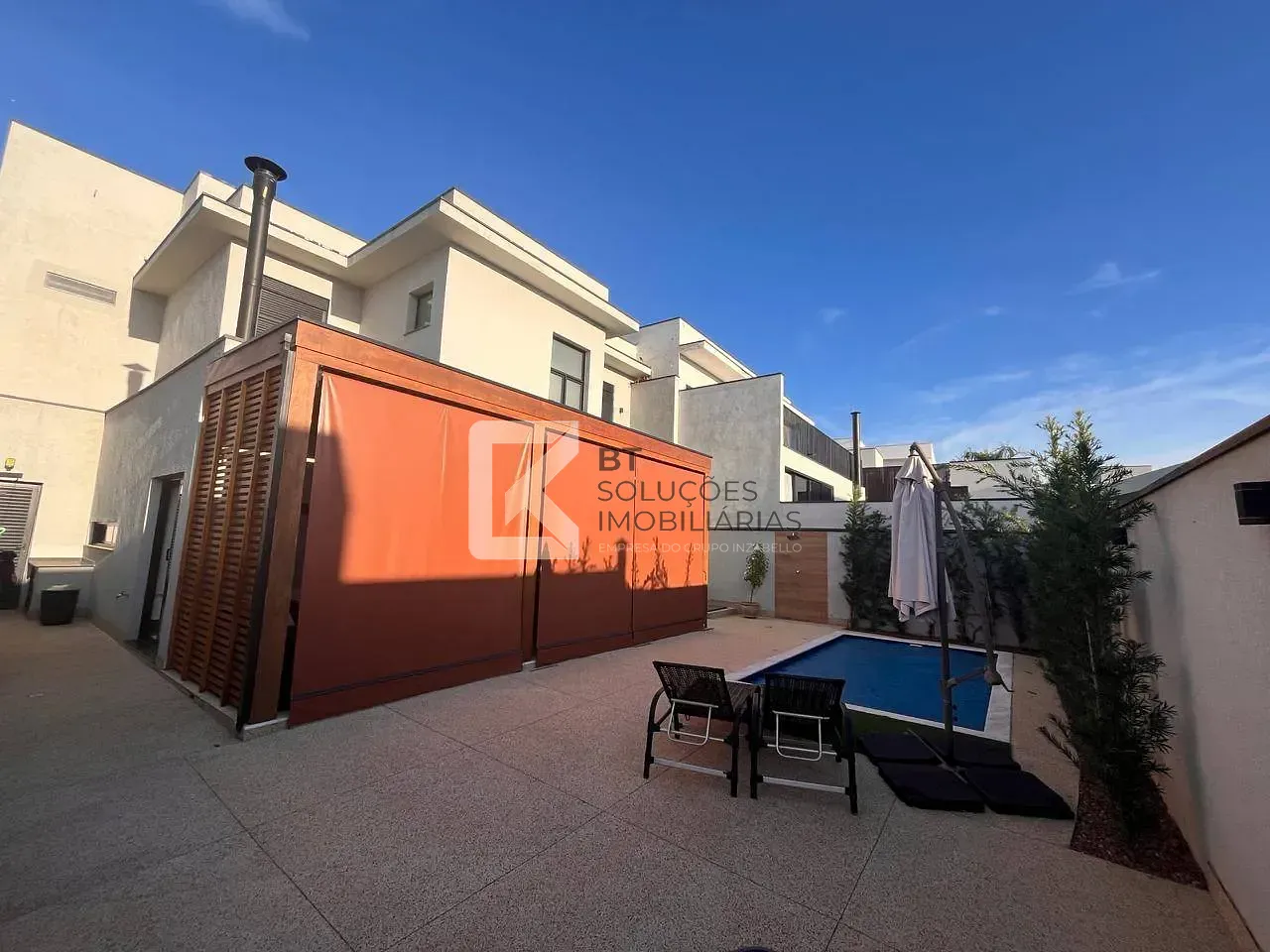 Sobrado, 3 quartos, 240 m² - Foto 1