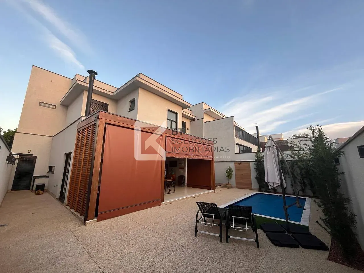 Sobrado, 3 quartos, 240 m² - Foto 4