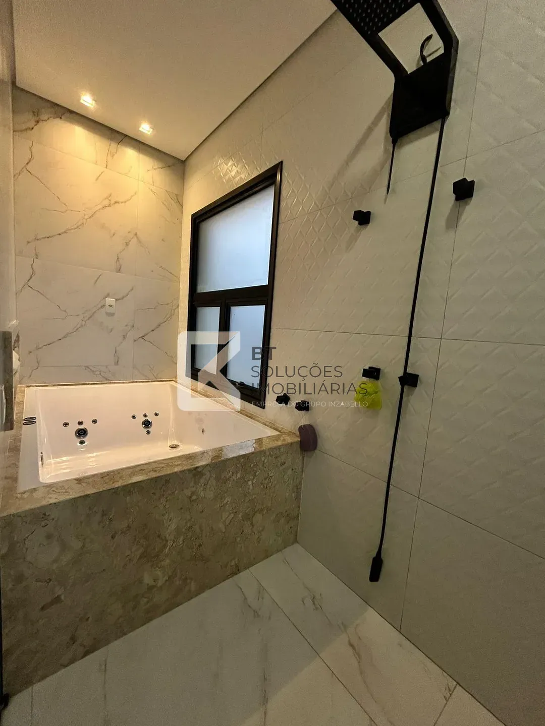 Sobrado, 3 quartos, 240 m² - Foto 33
