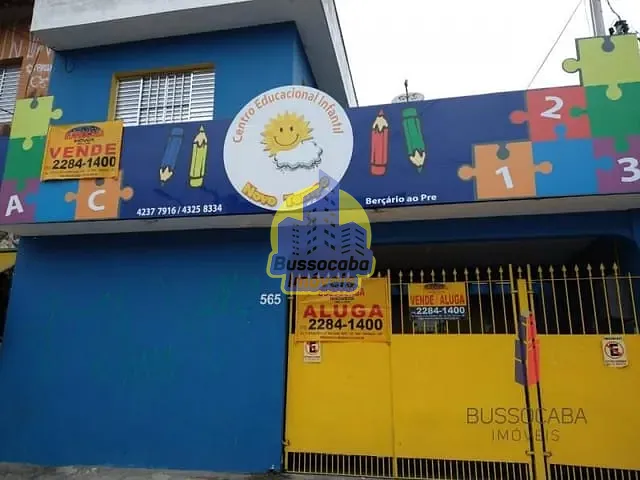 Sobrado com 180m² 5 quartos e 4 banheiros, à venda, no bairro Jardim Veloso em Osasco