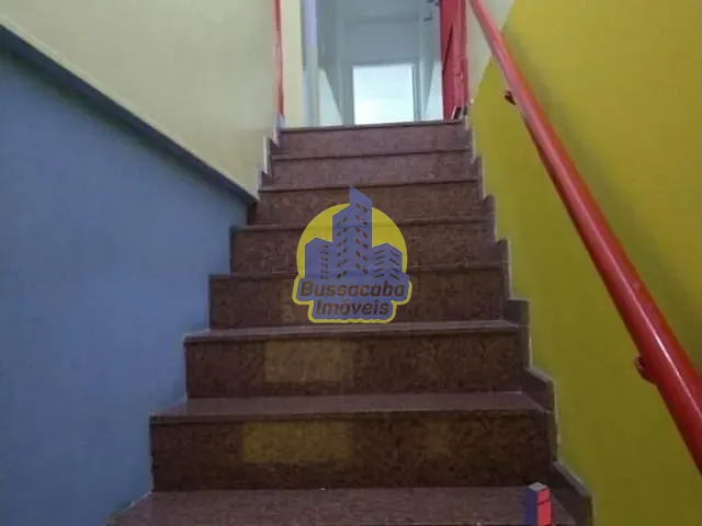 Sobrado com 180m² 5 quartos e 4 banheiros, à venda, no bairro Jardim Veloso em Osasco