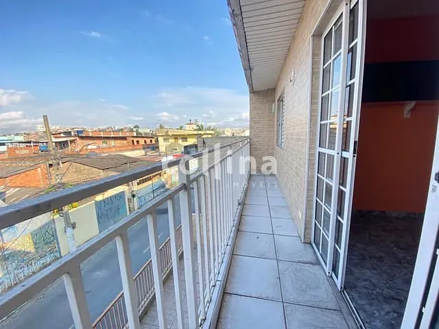 Sobrado à venda, no bairro Vila da Oportunidade em Carapicuíba