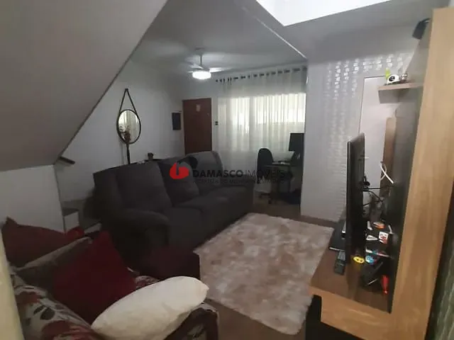 Sobrado com 118m² 2 quartos e 1 banheiro, à venda, no bairro Olímpico em São Caetano do Sul