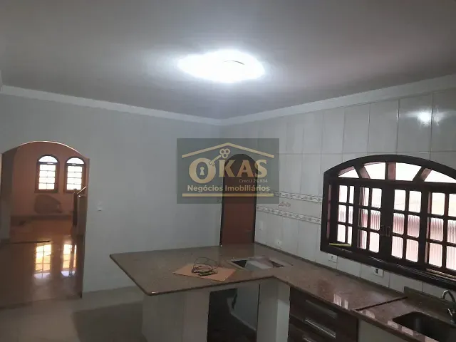 Sobrado com 125m² 4 quartos e 4 banheiros, à venda, no bairro Vila Amorim em Suzano
