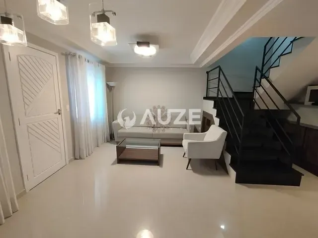Sobrado 3 quartos e 2 banheiros, à venda, no bairro Santa Felicidade em Curitiba