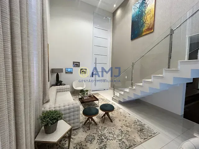 Sobrado com 385m² 4 quartos e 5 banheiros, à venda, no bairro Jardins Lisboa em Goiânia