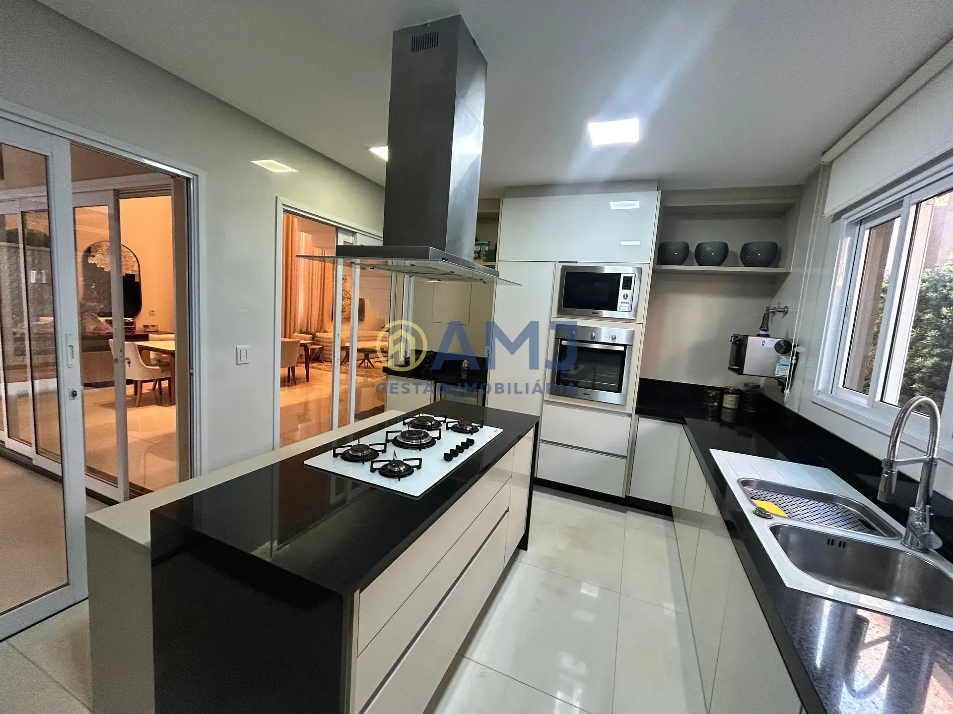Sobrado, 4 quartos, 279 m² - Foto 8
