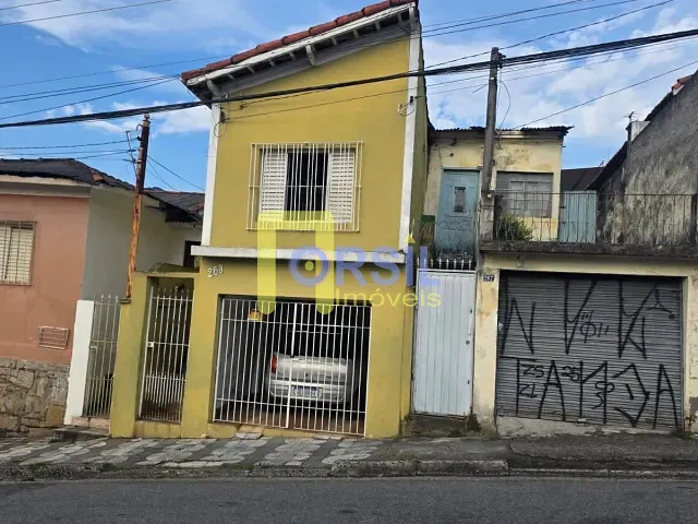 Sobrado com 130m² 3 quartos e 2 banheiros, à venda, no bairro Centro em Mogi das Cruzes