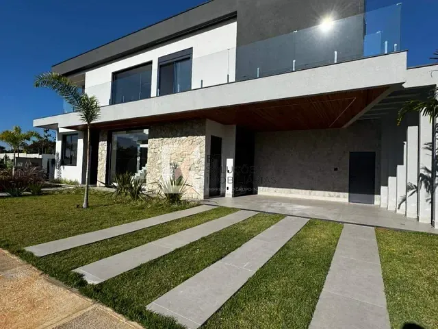 Sobrado com 318m² 3 quartos e 5 banheiros, à venda, no bairro Vila Sapezal em Indaiatuba