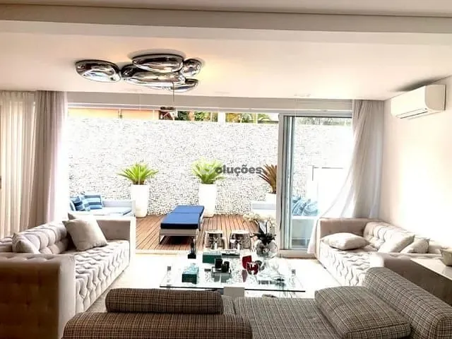 Sobrado com 520m² 3 quartos e 6 banheiros, à venda, no bairro Pacaembu em São Paulo