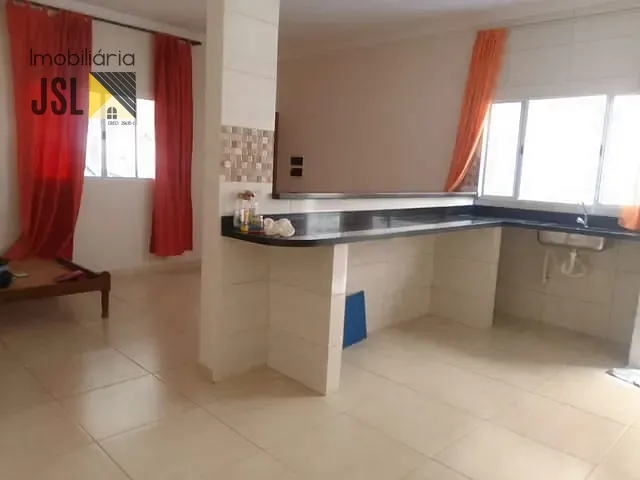 Sobrado com 150m² 3 quartos e 2 banheiros, à venda, no bairro Perinho em Caçapava