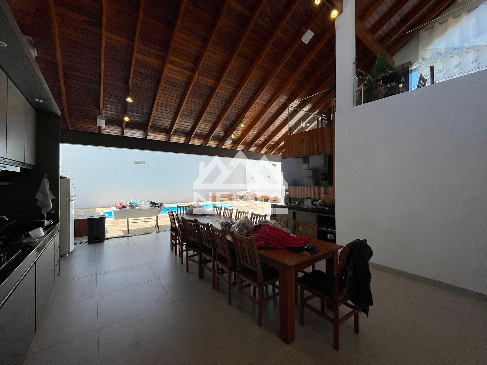 Sobrado, 4 quartos, 289 m² - Foto 8