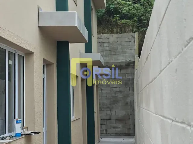 Sobrado com 60m² 2 quartos e 2 banheiros, à venda, no bairro Vila São Paulo em Mogi das Cruzes