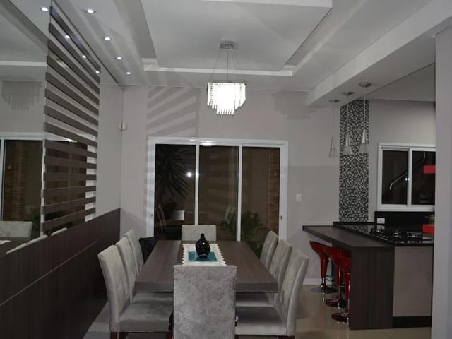Foto do Sobrado - Casa / Sobrado no Vila Branca Jacareí | RUSSI IMÓVEIS