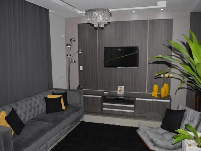Foto do Sobrado - Casa / Sobrado no Vila Branca Jacareí | RUSSI IMÓVEIS