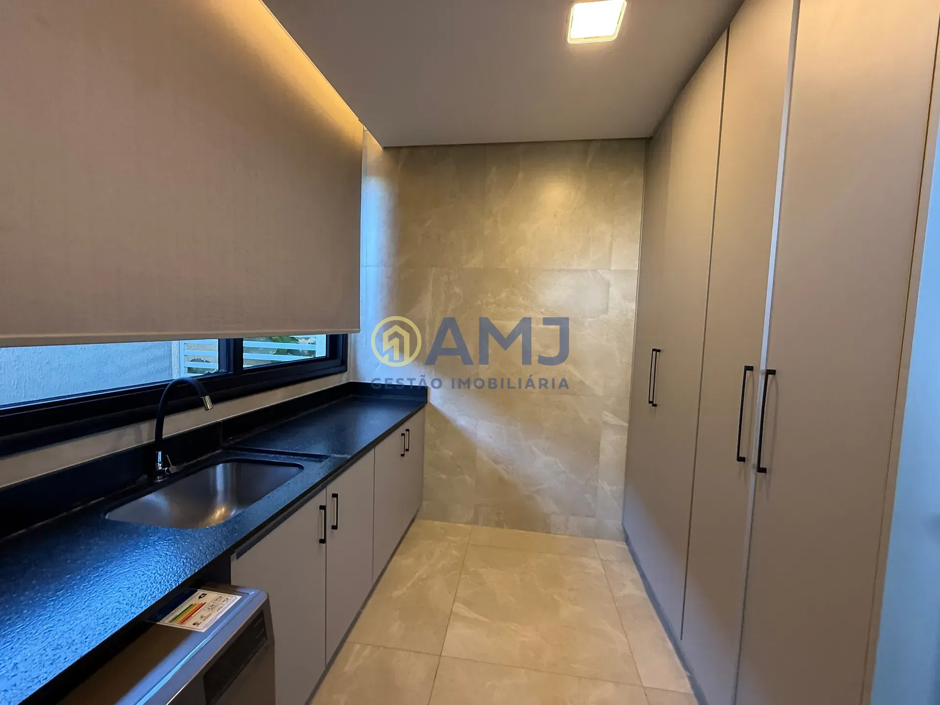 Sobrado, 3 quartos, 219 m² - Foto 4