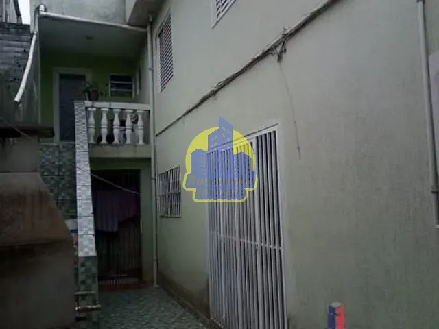 Sobrado com 125m² 3 quartos e 2 banheiros, à venda, no bairro Cidade das Flores em Osasco