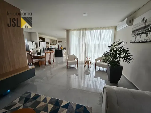 Sobrado com 384m² 3 quartos e 2 banheiros, à venda, no bairro Condomínio Bella Vittá em Caçapava