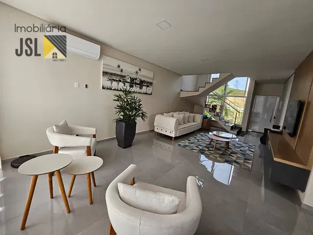 Sobrado com 384m² 3 quartos e 2 banheiros, à venda, no bairro Condomínio Bella Vittá em Caçapava
