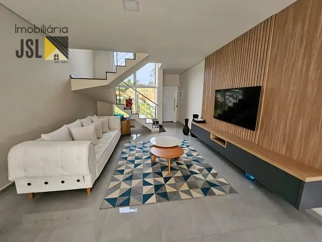 Sobrado com 384m² 3 quartos e 2 banheiros, à venda, no bairro Condomínio Bella Vittá em Caçapava
