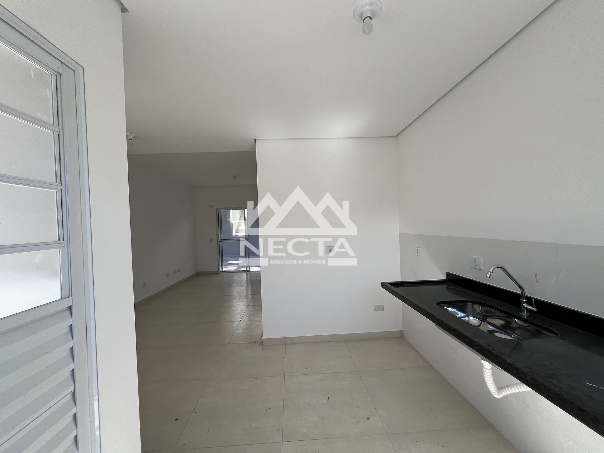 Sobrado para alugar com 2 quartos, 80m² - Foto 9