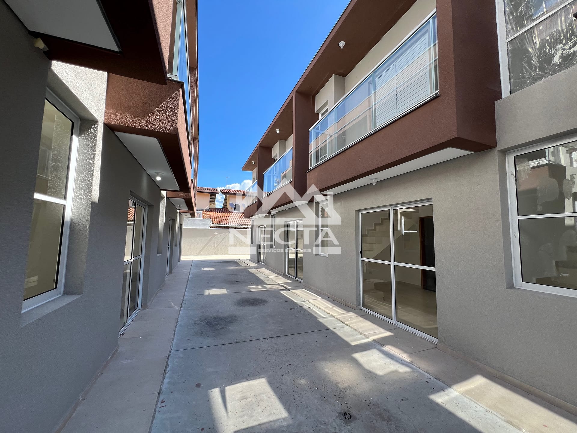 Sobrado para alugar com 2 quartos, 80m² - Foto 1