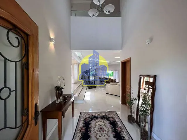 Sobrado com 1152m² 4 quartos e 6 banheiros, à venda, no bairro Jardim Passárgada I em Cotia