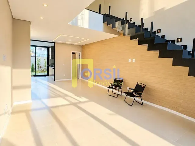 Sobrado com 180m² 3 quartos e 5 banheiros, à venda, no bairro Porteira Preta em Mogi das Cruzes