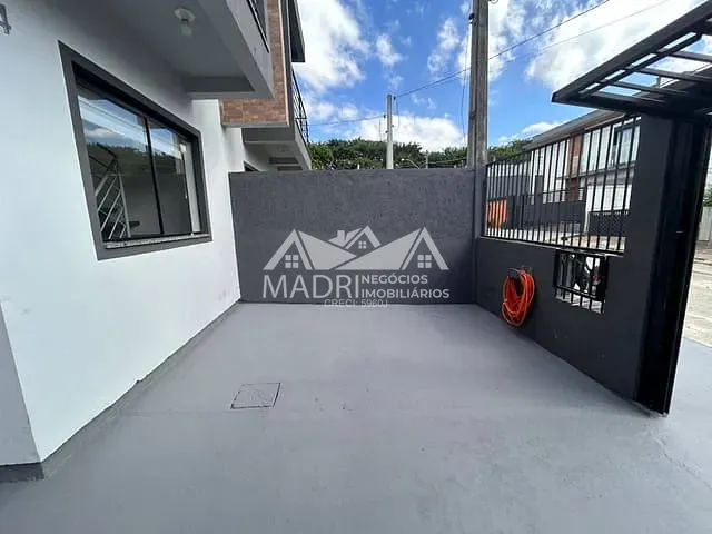 Sobrado com 76m² 2 quartos e 1 banheiro, à venda, no bairro Vale Verde em Palhoça