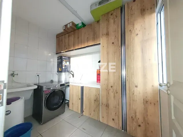 Sobrado com 137m² 4 quartos e 4 banheiros, à venda, no bairro Campo de Santana em Curitiba