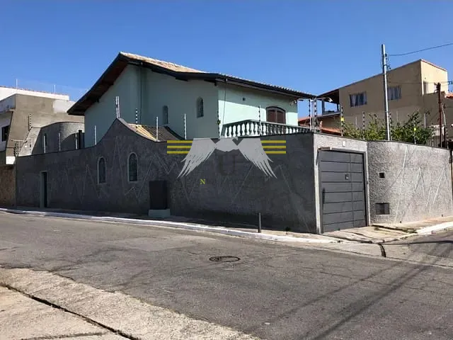 Sobrado 3 quartos e 2 banheiros, à venda, no bairro Vila Carrão em São Paulo