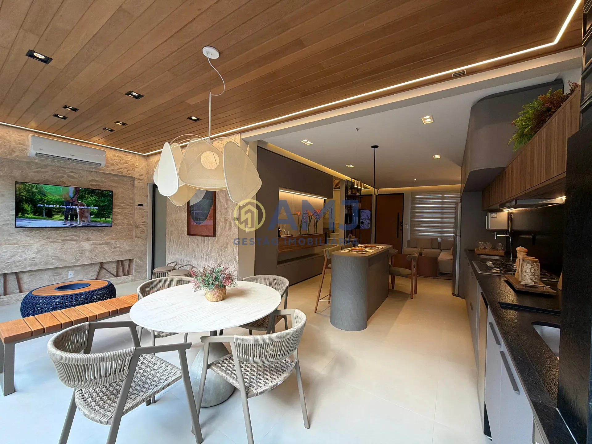 Sobrado, 3 quartos, 143 m² - Foto 2