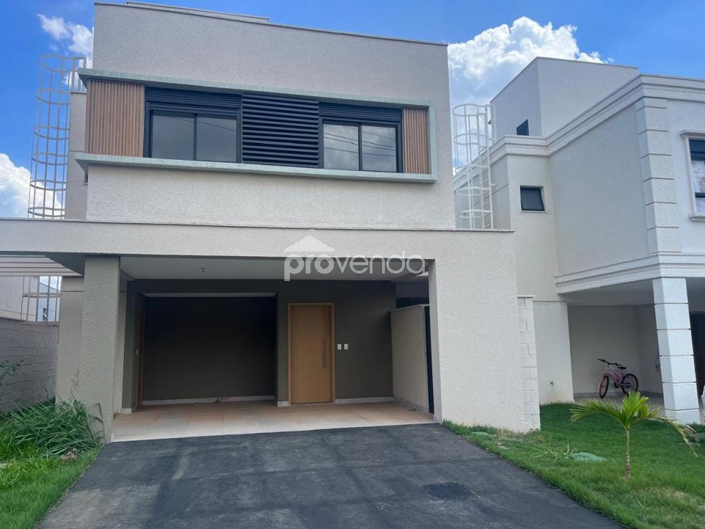 Sobrado, 4 quartos, 181 m² - Foto 1