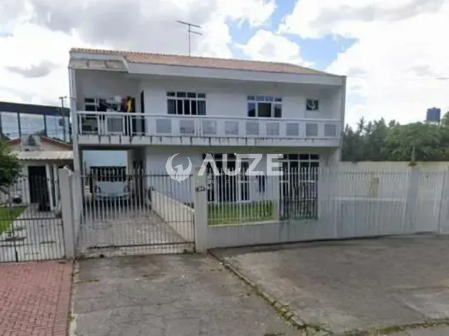 Sobrado com 257m² 3 quartos e 2 banheiros, à venda, no bairro Boqueirão em Curitiba