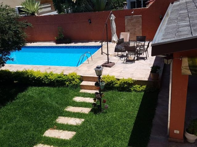 Foto do Sobrado - Sobrado com 4 dormitórios à venda, 300 m² por R$ 1.990.000,00 - Jardim Aquarius - São José dos Campos/SP | RUSSI IMÓVEIS