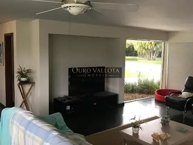 Sobrado com 1575m² 4 quartos e 5 banheiros, à venda, no bairro Acapulco em Guarujá