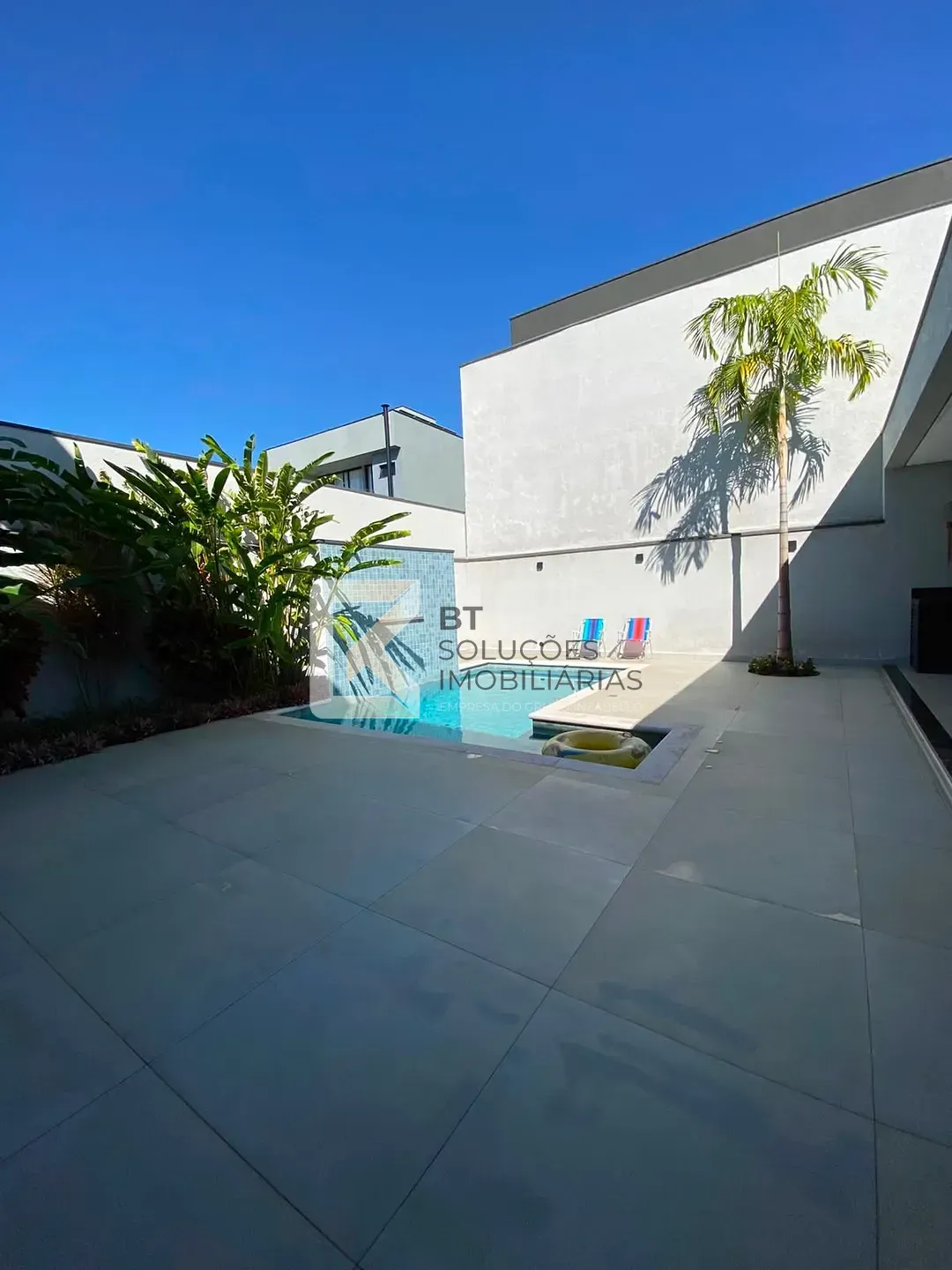 Sobrado, 3 quartos, 270 m² - Foto 2