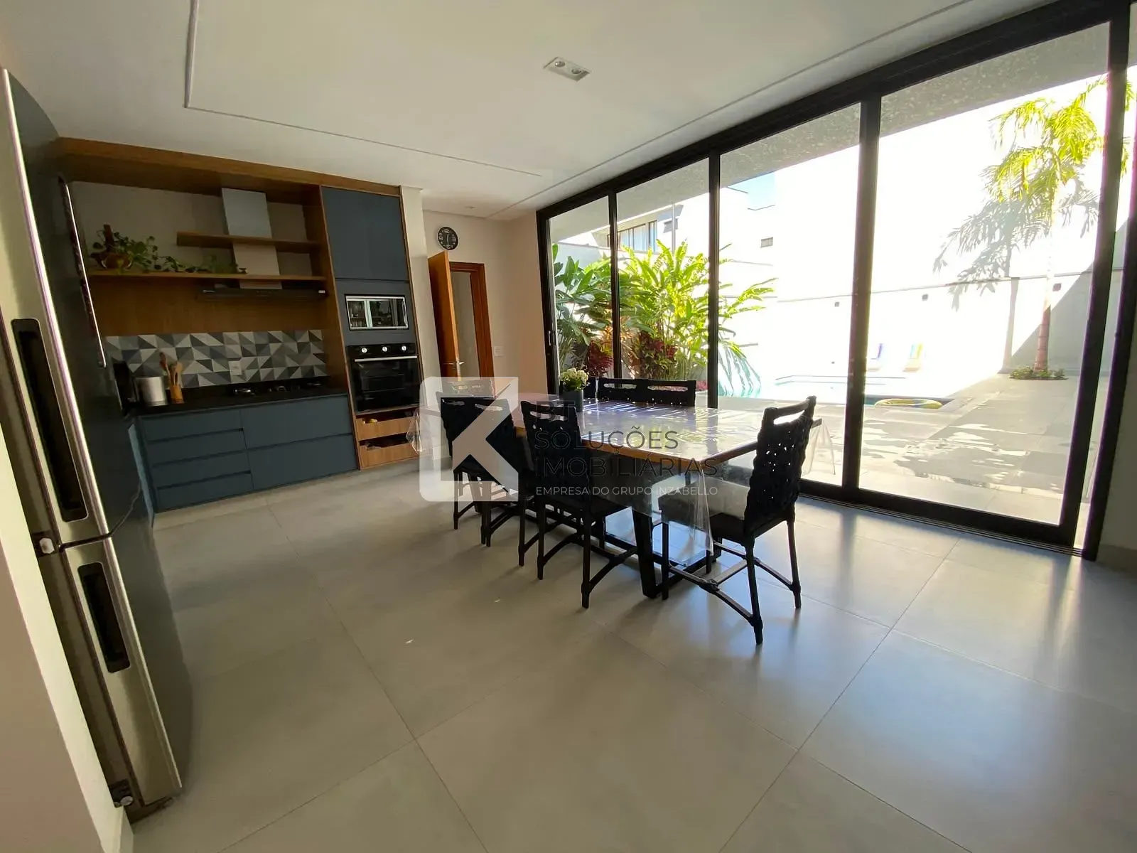 Sobrado, 3 quartos, 270 m² - Foto 9