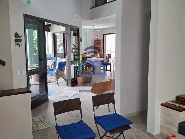 Sobrado com 400m² 3 quartos e 3 banheiros, à venda, no bairro Portal da Olaria em São Sebastião