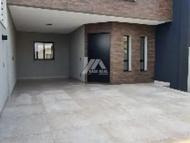 Sobrado com 214m² 3 quartos e 4 banheiros, à venda, no bairro Ronda em Ponta Grossa