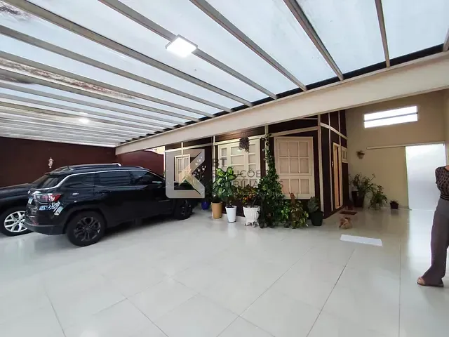 Sobrado com 300m² 3 quartos e 3 banheiros, à venda ou para alugar, no bairro Jardim Esplanada em Indaiatuba