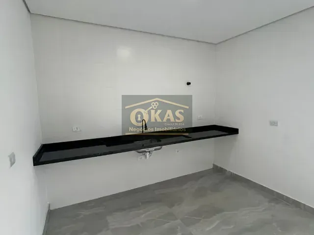 Sobrado com 123m² 3 quartos e 2 banheiros, à venda, no bairro Vila Cecília em Mogi das Cruzes
