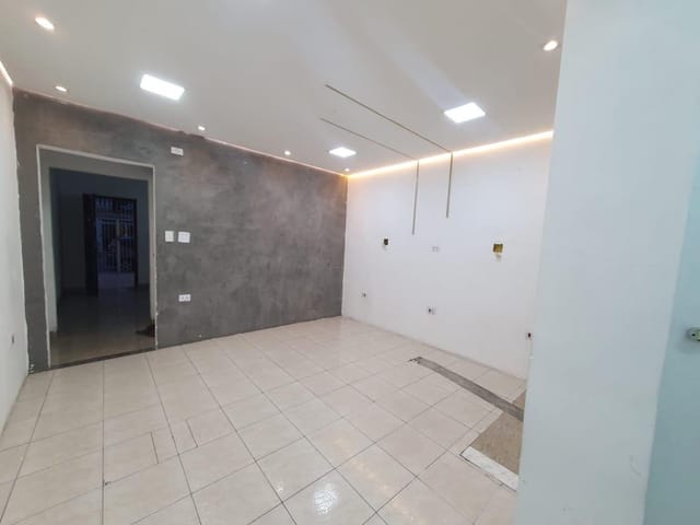 Foto do Sobrado - Localização Estratégica! Sobrado de 95m² com Vaga e Quintal no Carrão 🚗🌇 | Unique Imóveis