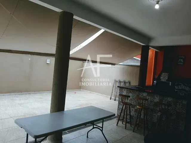 Sobrado com 250m² 3 quartos e 5 banheiros, à venda, no bairro Condomínio Residencial Jardins em Taubaté