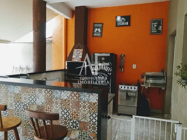 Sobrado com 250m² 3 quartos e 5 banheiros, à venda, no bairro Condomínio Residencial Jardins em Taubaté